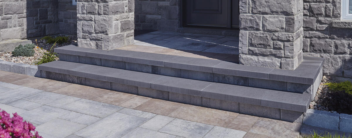 Stairs and front entrance using Oasis Coping, Rialto, Villanova and Castlerok 2 products from Brampton Brick