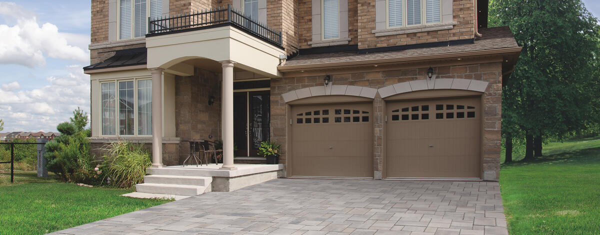 Driveway using Enviro Midori and house using Historic Series and Vivace products from Brampton Brick