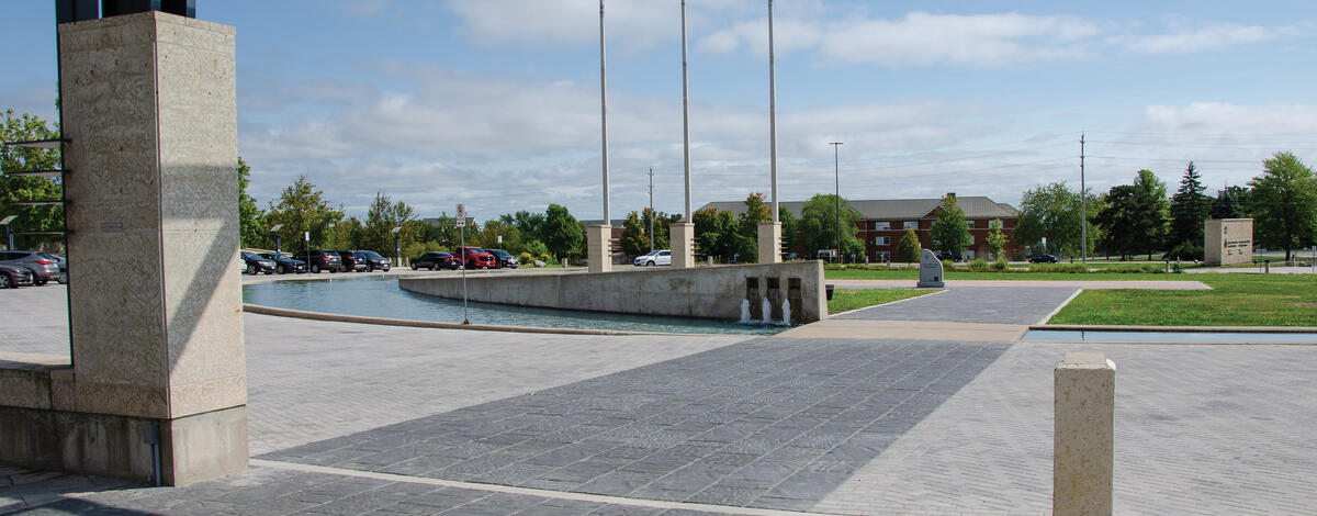 Commercial property using Avenue Series and Villanova products from Brampton Brick
