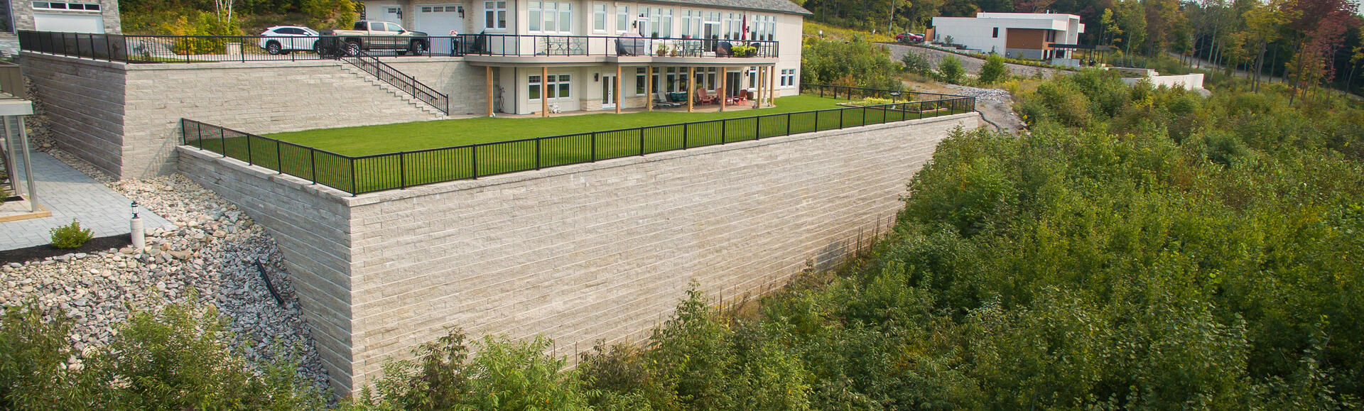 Backyard wall using Proterra™ Split product from Brampton Brick